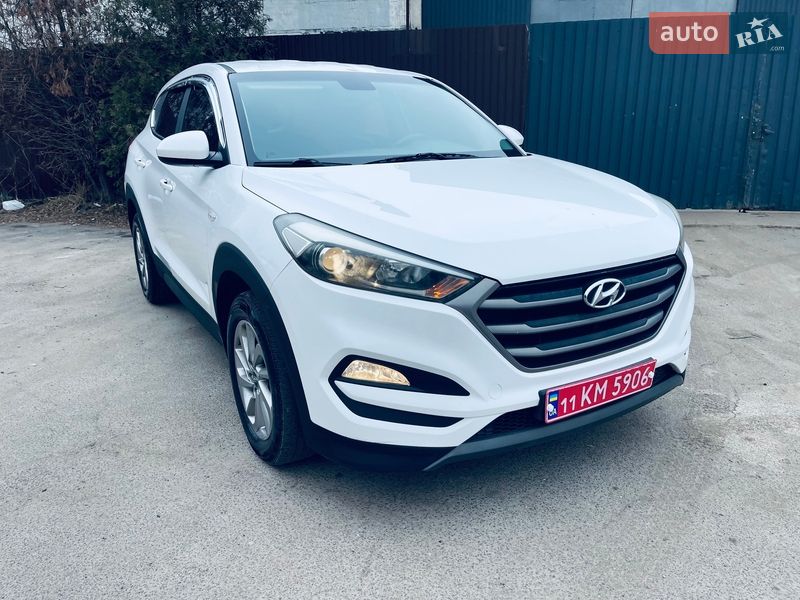 Позашляховик / Кросовер Hyundai Tucson 2015 в Києві
