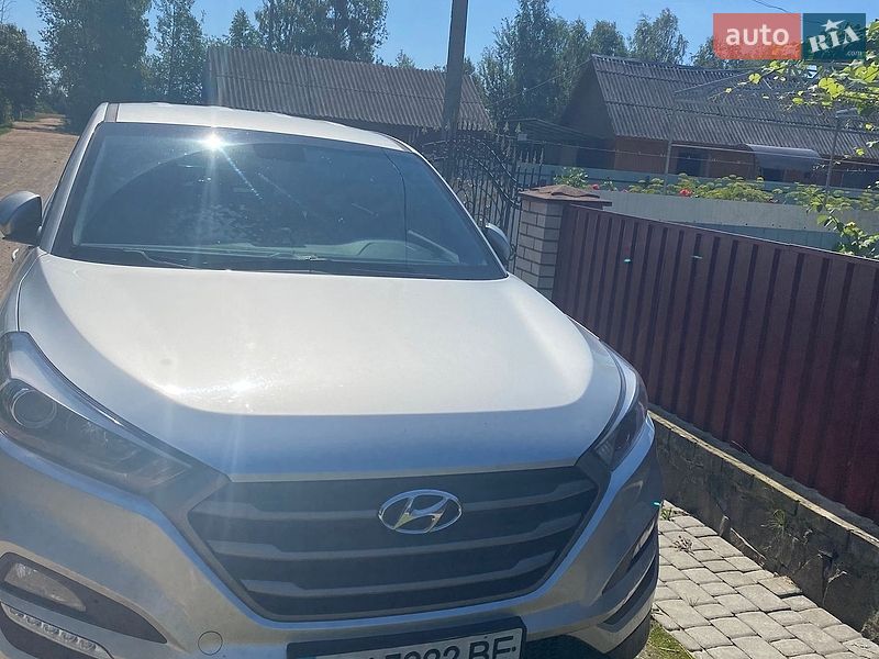 Внедорожник / Кроссовер Hyundai Tucson 2017 в Житомире Внедорожник / Кроссовер Hyundai Tucson 2017 в Житомире