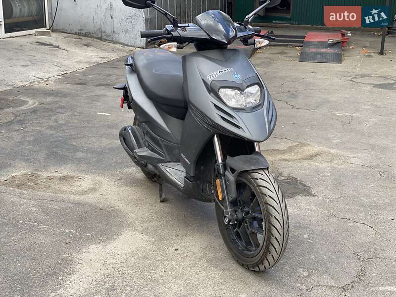 Скутер Piaggio Typhoon 2020 в Киеве
