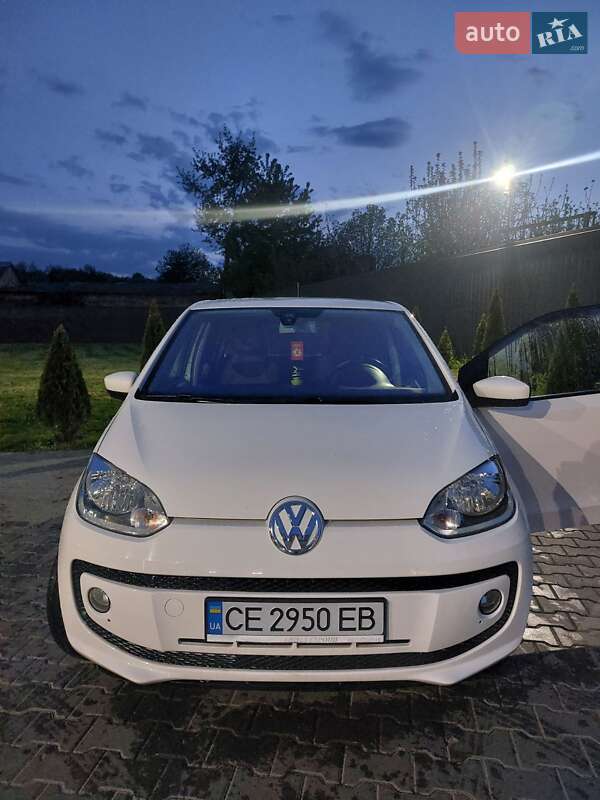 Хэтчбек Volkswagen Up 2013 в Черновцах Хэтчбек Volkswagen Up 2013 в Черновцах