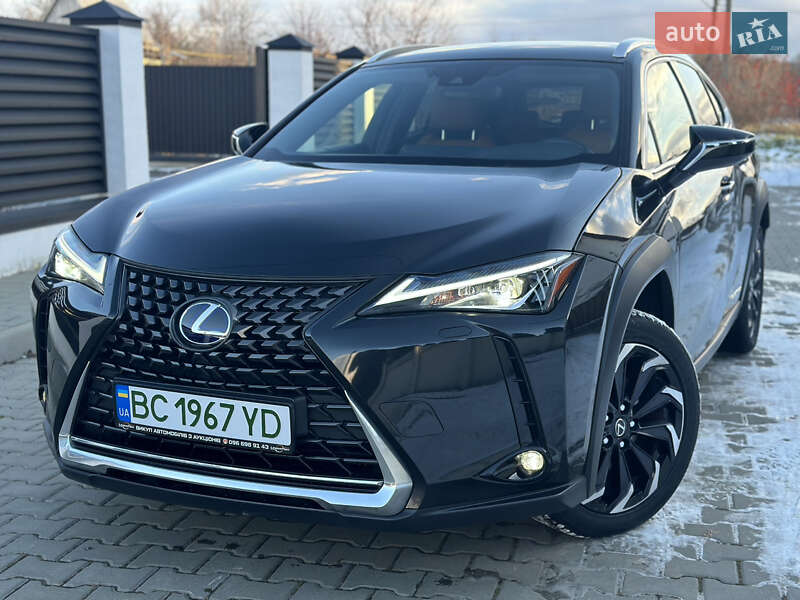 Внедорожник / Кроссовер Lexus UX 2021 в Дрогобыче