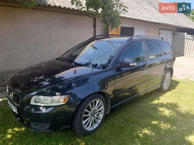 Универсал Volvo V50 2009 в Львове Универсал Volvo V50 2009 в Львове