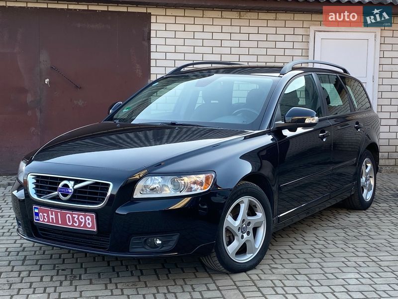Універсал Volvo V50 2010 в Луцьку