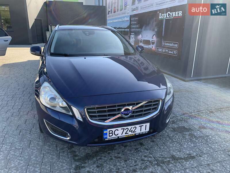 Универсал Volvo V60 2011 в Львове