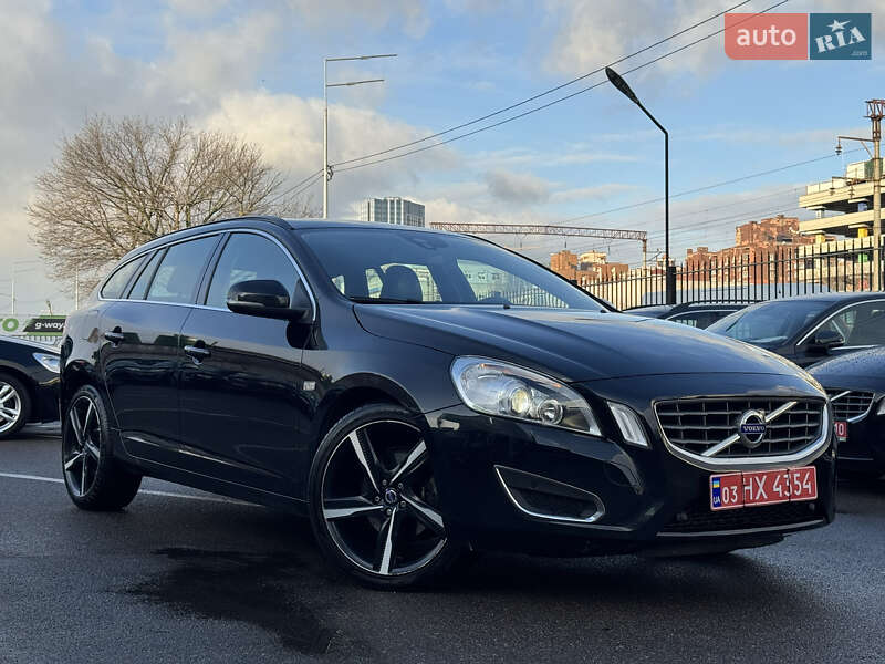 Універсал Volvo V60 2011 в Києві