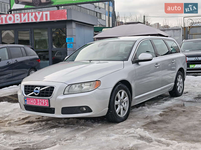 Универсал Volvo V70 2012 в Киеве