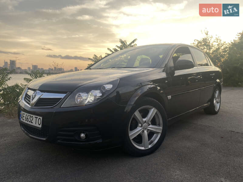 Седан Opel Vectra 2008 в Днепре