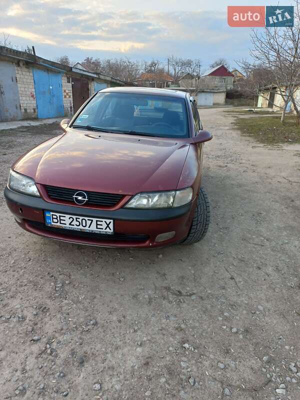 Седан Opel Vectra 1998 в Южноукраинске