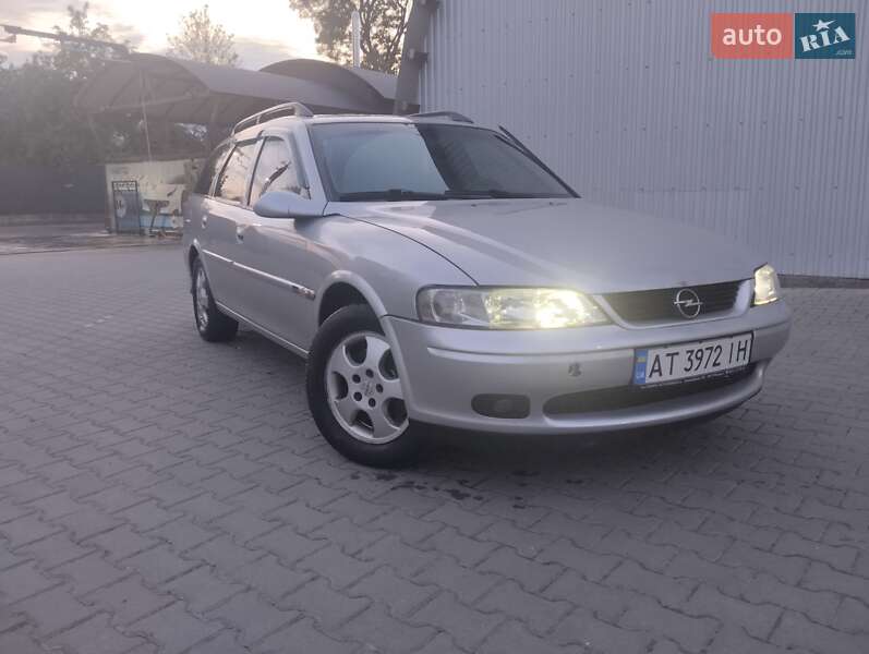 Универсал Opel Vectra 2000 в Кутах