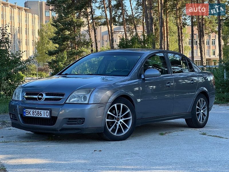 Седан Opel Vectra 2002 в Нетешине