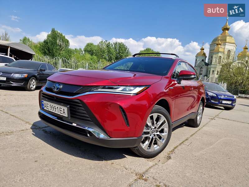 Внедорожник / Кроссовер Toyota Venza 2021 в Днепре