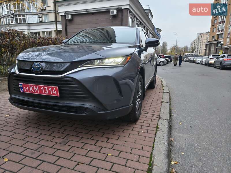 Внедорожник / Кроссовер Toyota Venza 2021 в Киеве