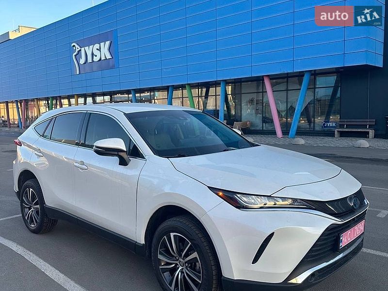 Позашляховик / Кросовер Toyota Venza 2021 в Києві