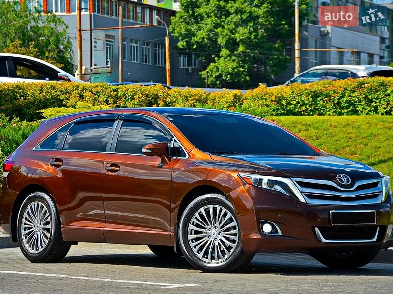 Внедорожник / Кроссовер Toyota Venza 2014 в Днепре
