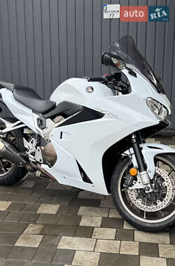Мотоцикл Спорт-туризм Honda VFR 800F Interceptor 2014 в Новомосковске