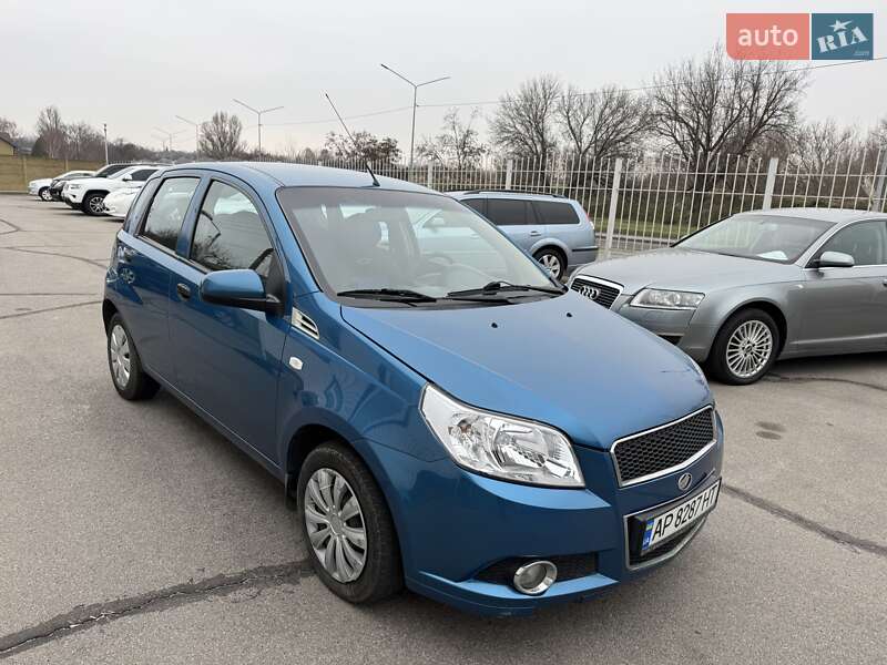 Хэтчбек ЗАЗ Vida 2012 в Запорожье