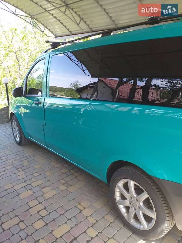 Минивэн Mercedes-Benz Vito 2014 в Киеве Минивэн Mercedes-Benz Vito 2014 в Киеве