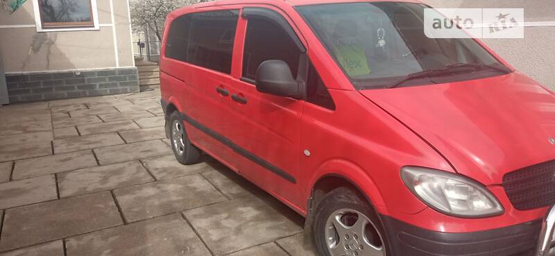 Минивэн Mercedes-Benz Vito 2006 в Косове Минивэн Mercedes-Benz Vito 2006 в Косове