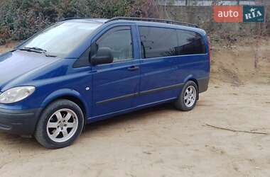 Мінівен Mercedes-Benz Vito 2006 в Герці Мінівен Mercedes-Benz Vito 2006 в Герці