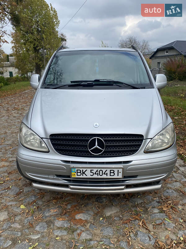 Минивэн Mercedes-Benz Vito 2006 в Корце