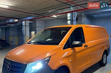 Вантажний фургон Mercedes-Benz Vito 2017 в Одесі