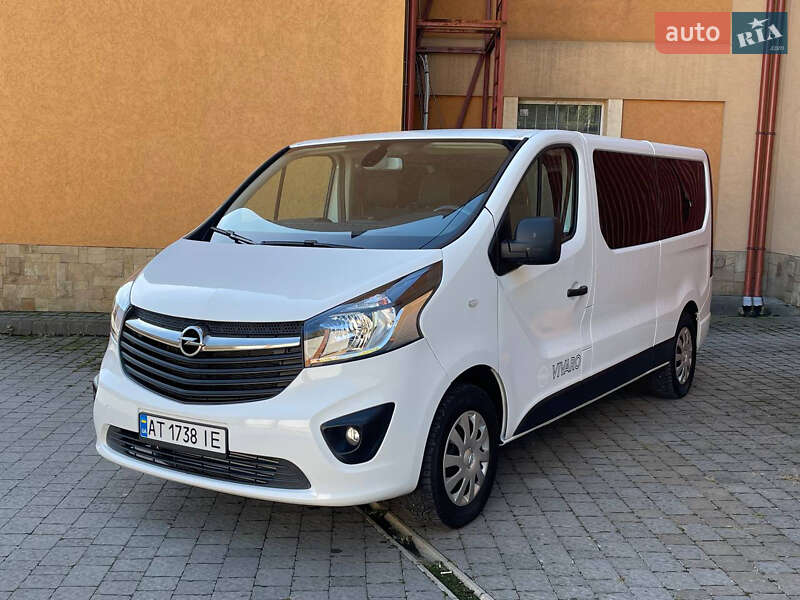 Минивэн Opel Vivaro 2016 в Коломые