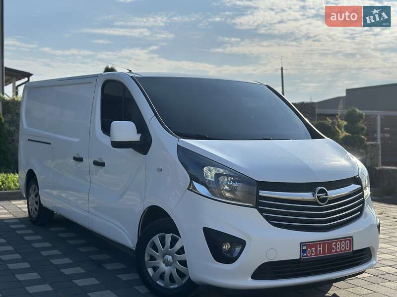 Вантажний фургон Opel Vivaro 2015 в Стрию Вантажний фургон Opel Vivaro 2015 в Стрию
