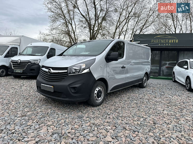 Грузовой фургон Opel Vivaro 2017 в Ровно Грузовой фургон Opel Vivaro 2017 в Ровно