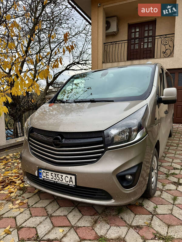Минивэн Opel Vivaro 2015 в Черновцах Минивэн Opel Vivaro 2015 в Черновцах
