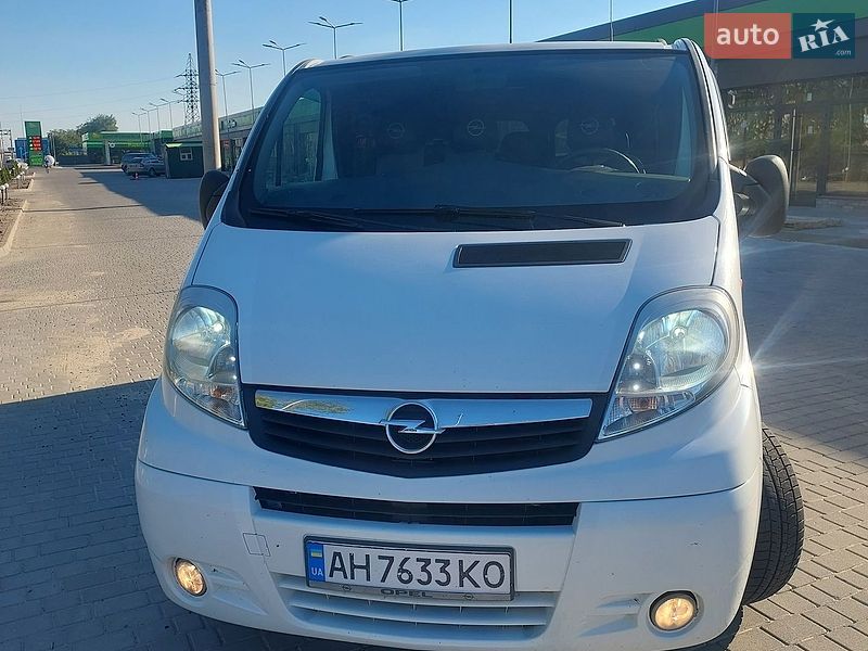 Минивэн Opel Vivaro 2014 в Днепре Минивэн Opel Vivaro 2014 в Днепре