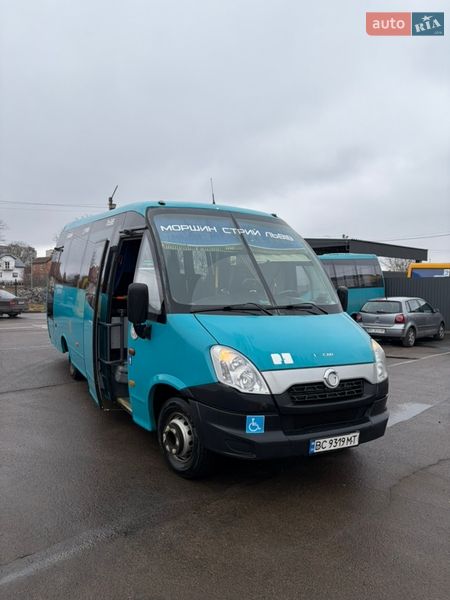 Туристический / Междугородний автобус Iveco Wing 2013 в Стрые