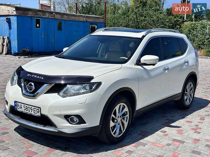 Внедорожник / Кроссовер Nissan X-Trail 2017 в Кропивницком