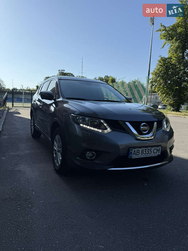 Внедорожник / Кроссовер Nissan X-Trail 2017 в Виннице