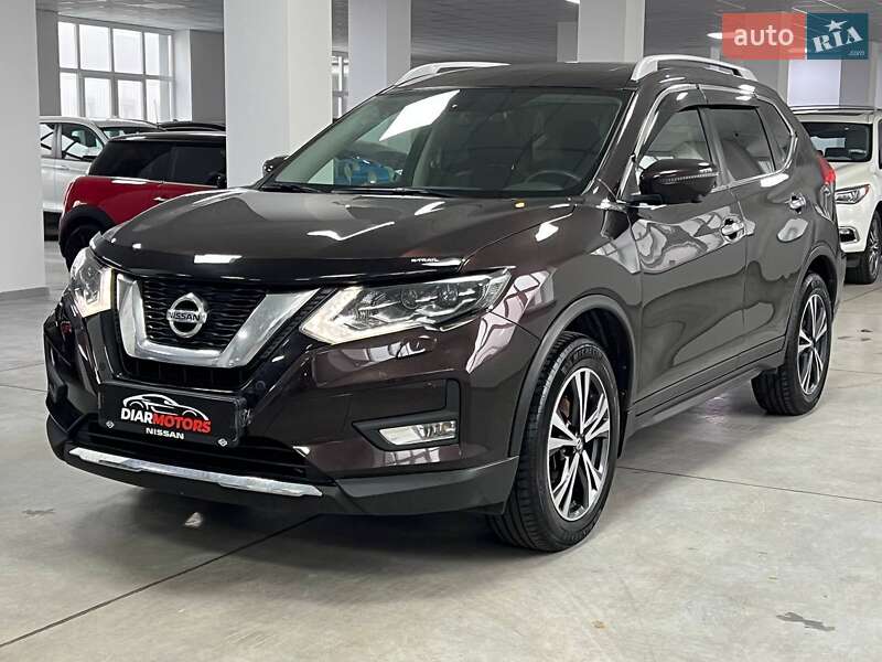 Внедорожник / Кроссовер Nissan X-Trail 2019 в Полтаве