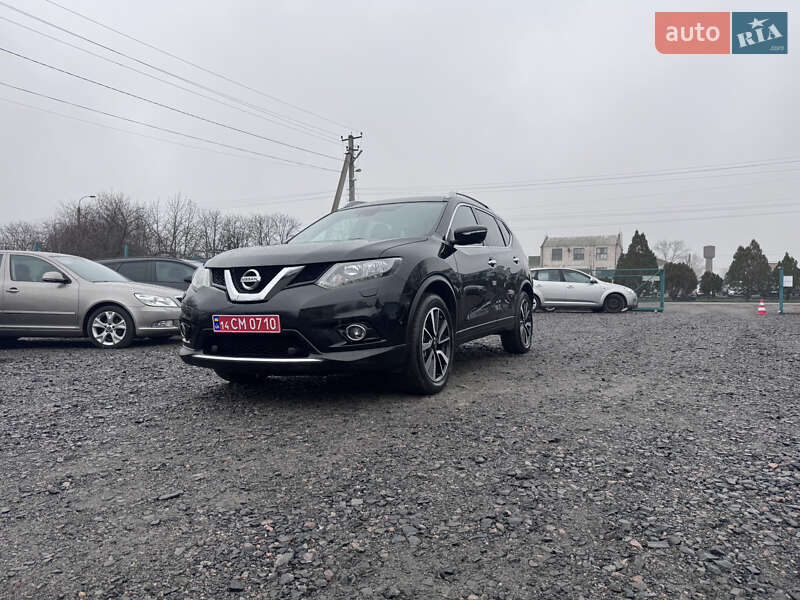 Внедорожник / Кроссовер Nissan X-Trail 2015 в Звенигородке Внедорожник / Кроссовер Nissan X-Trail 2015 в Звенигородке