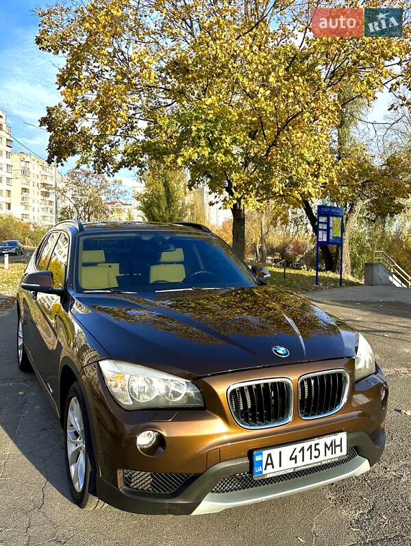 Внедорожник / Кроссовер BMW X1 2012 в Киеве