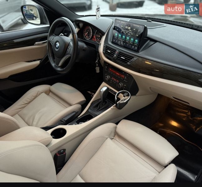 Внедорожник / Кроссовер BMW X1 2011 в Одессе