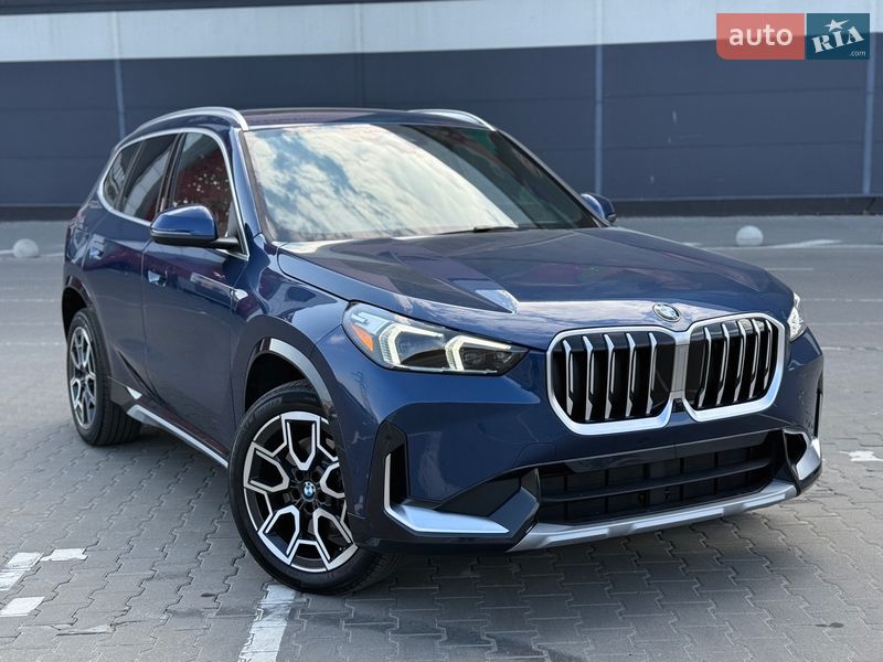 Внедорожник / Кроссовер BMW X1 2024 в Киеве