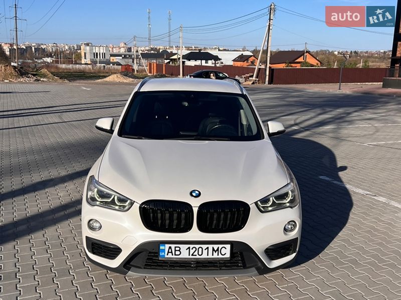 Позашляховик / Кросовер BMW X1 2016 в Вінниці