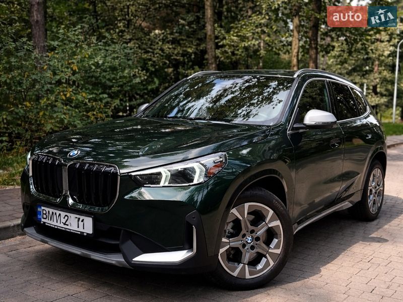 Внедорожник / Кроссовер BMW X1 2024 в Львове