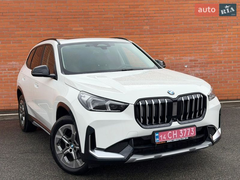 Внедорожник / Кроссовер BMW X1 2024 в Киеве