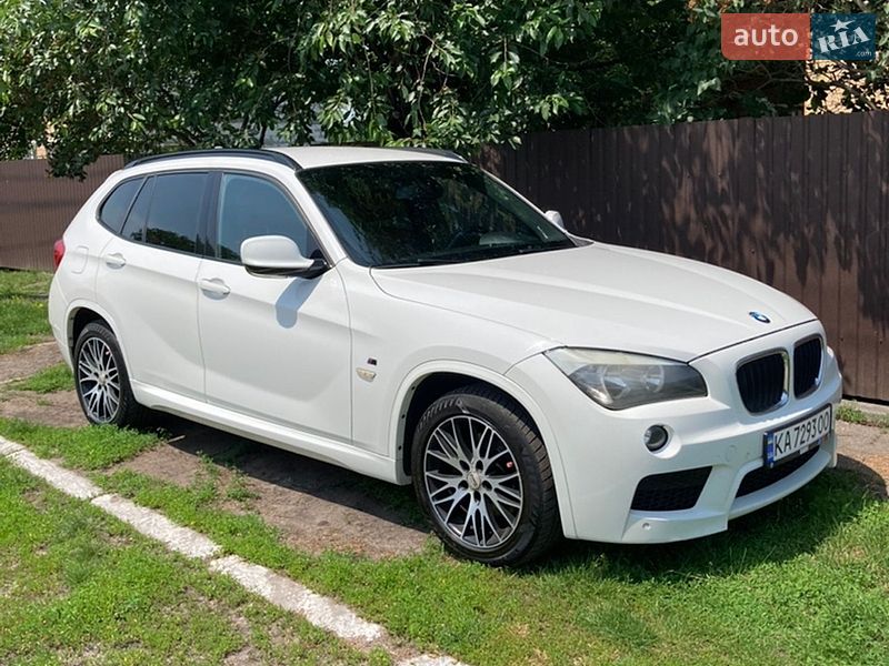Внедорожник / Кроссовер BMW X1 2012 в Киеве