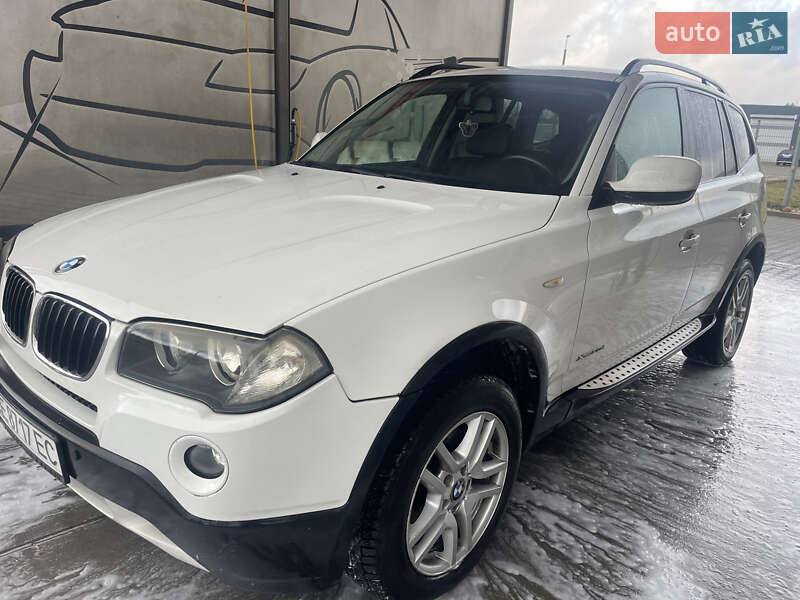 Внедорожник / Кроссовер BMW X3 2009 в Косове
