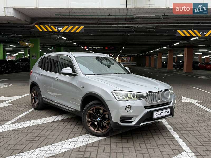Внедорожник / Кроссовер BMW X3 2016 в Киеве