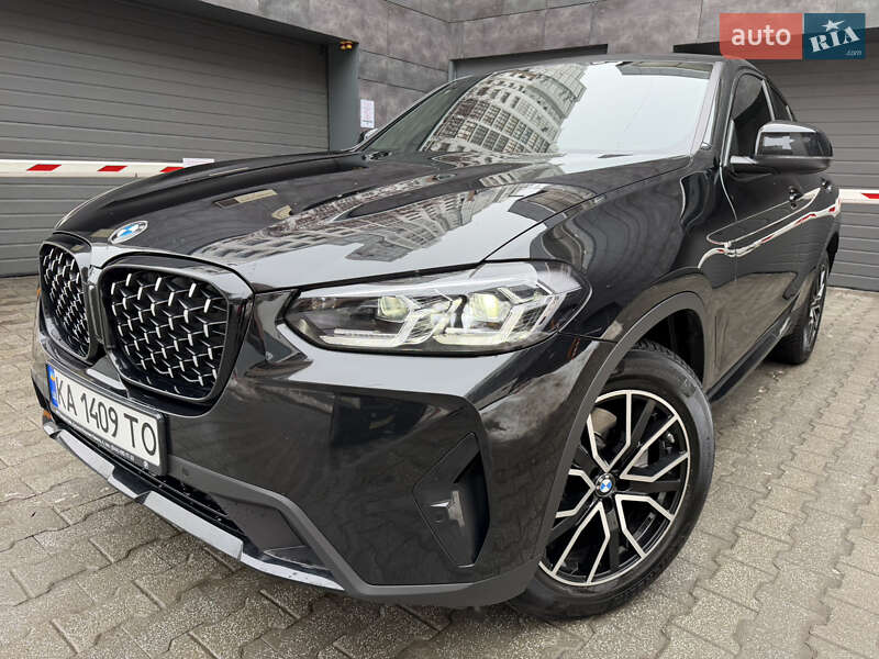 Внедорожник / Кроссовер BMW X4 2022 в Киеве
