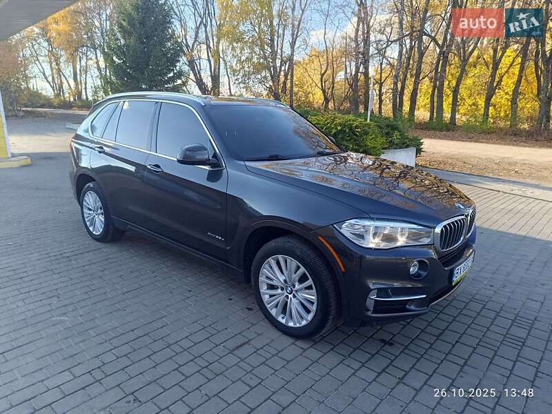 Внедорожник / Кроссовер BMW X5 2017 в Городке