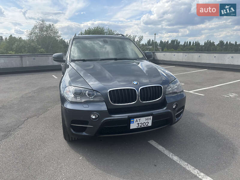 Внедорожник / Кроссовер BMW X5 2012 в Киеве