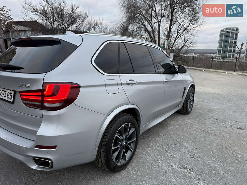 Внедорожник / Кроссовер BMW X5 2017 в Днепре