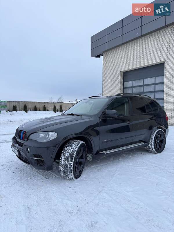 Внедорожник / Кроссовер BMW X5 2012 в Ровно