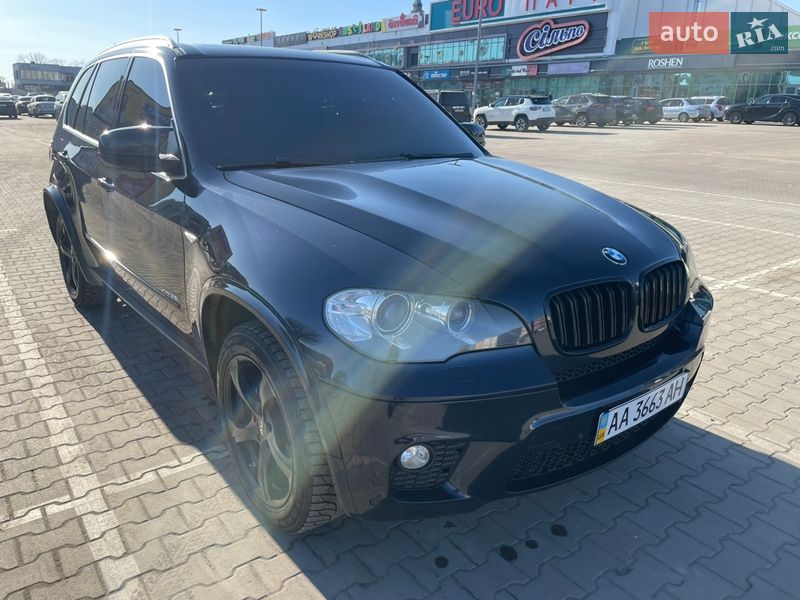 Позашляховик / Кросовер BMW X5 2012 в Києві
